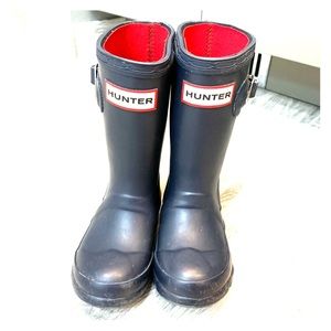 Boys gently used Hunter boots size 8/9